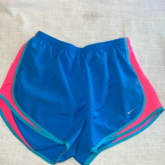 Nike Pants - WOMANS NIKE DRI FIT RUNNING SHORTS | SIZE LARGE | DRAWSTRINGS | MESH UNDERWEAR